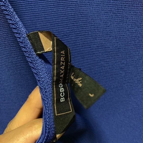 BCBG form fitting dress - Picture 4 of 6